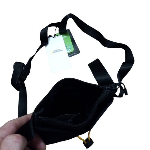 National Geographic N235ACR690 Nero Mini Cross Bag Black - Picture 3 of 4